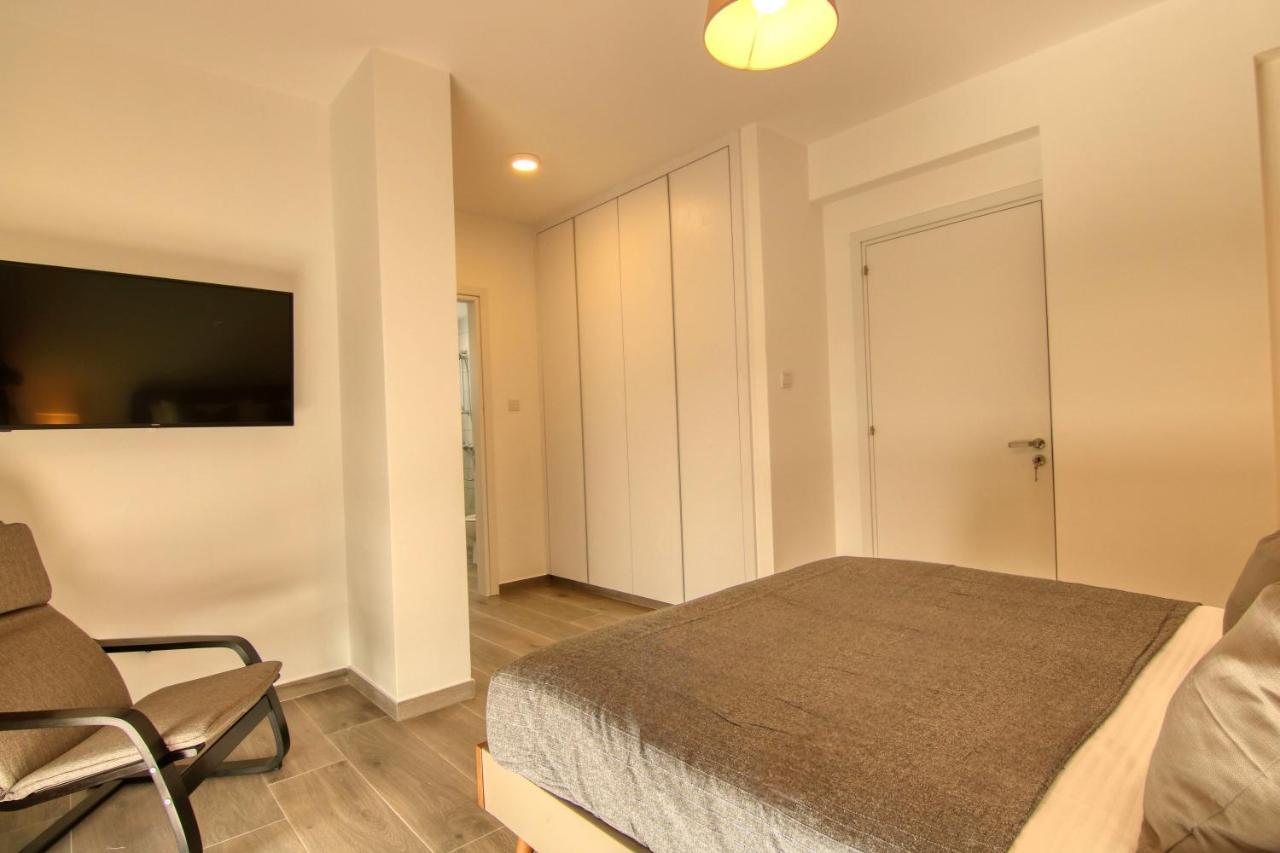 Phaedrus Living Coral Suites Bliss Larnaca Buitenkant foto